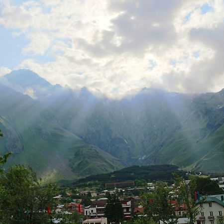 Guesthouse suja Kazbegi Extérieur photo